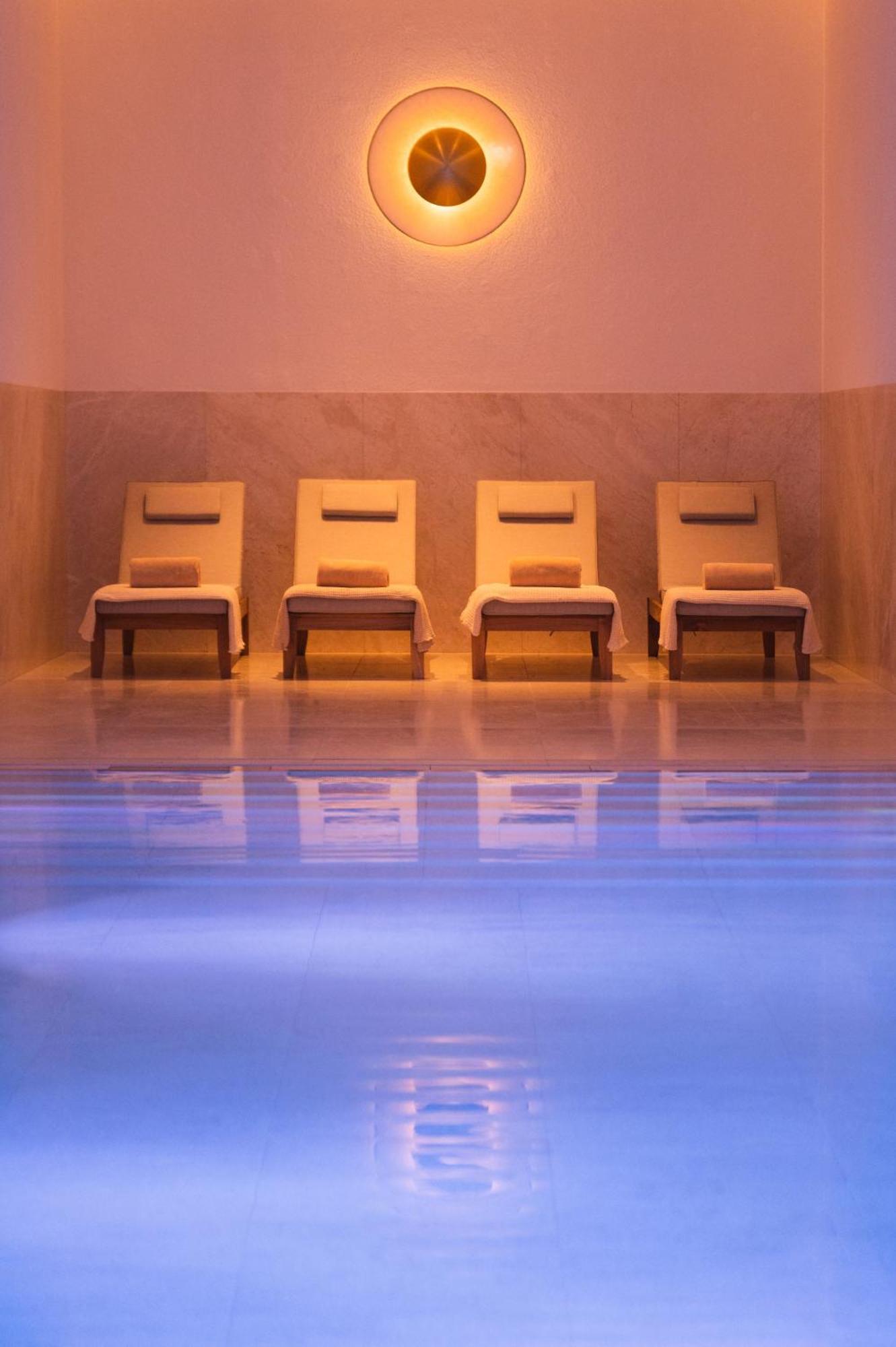 Almanac Palais Vienna Hotel Bagian luar foto Spa at the InterContinental