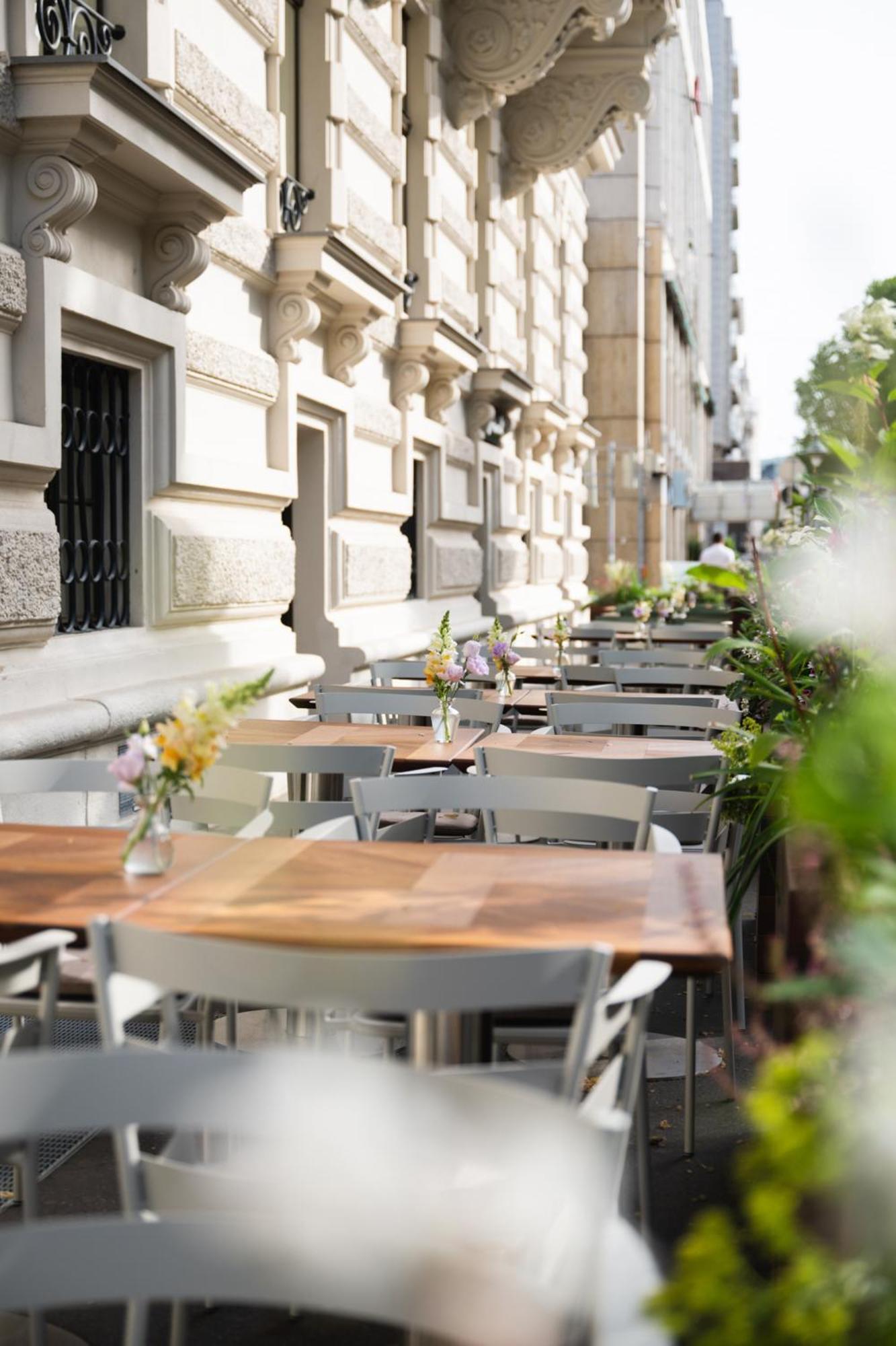 Almanac Palais Vienna Hotel Bagian luar foto The Terrace at The Ivy, St John's Wood